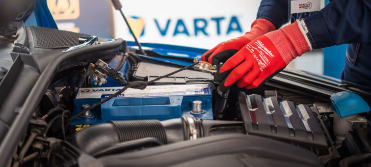 ČEMPIONŲ ĮDIRBIS: JIE PADEDA POPULIARINTI MECHANIKO PROFESIJĄ