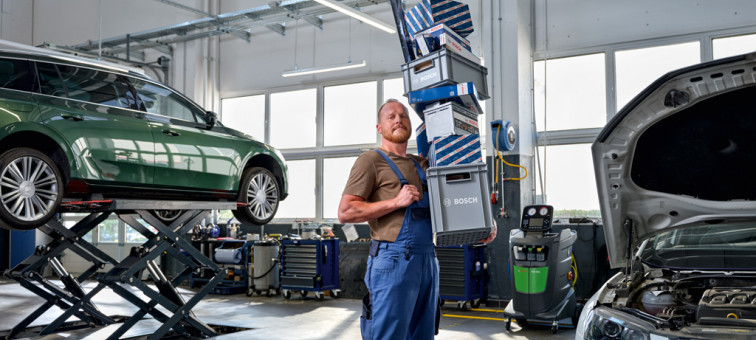 Partneris, įkvepiantis jaunuosius mechanikus: BOSCH